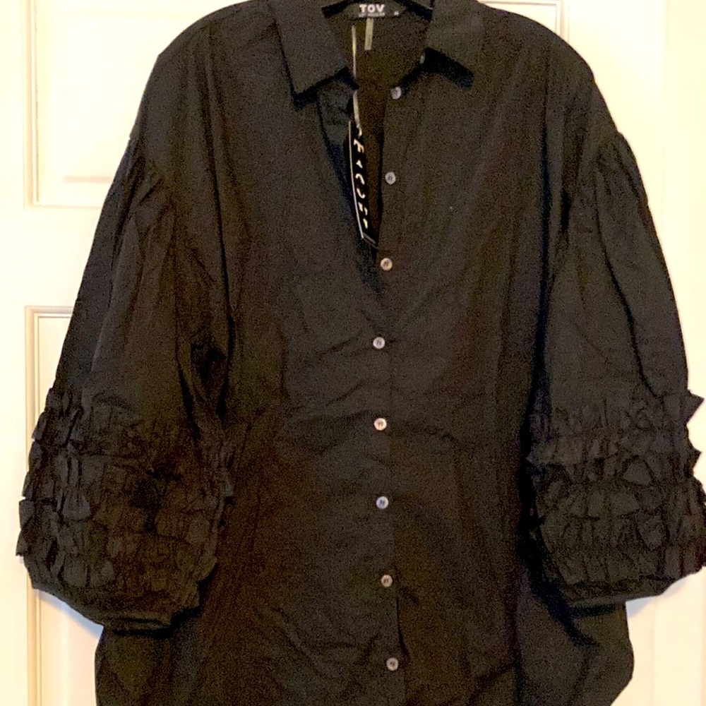 NWT black with ruffle sleeves shirt. TOV Los Angeles designer. Size 44 European